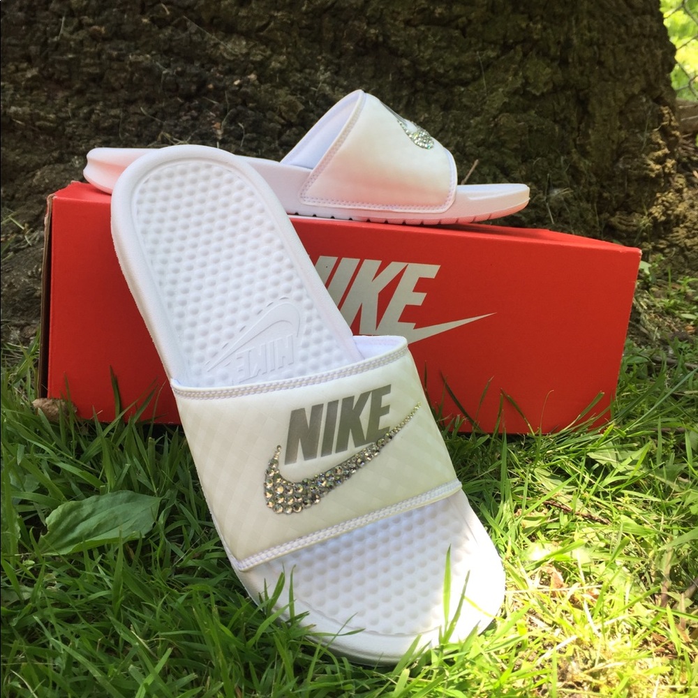 Swarovski Nike slides - Picture 1 of 3